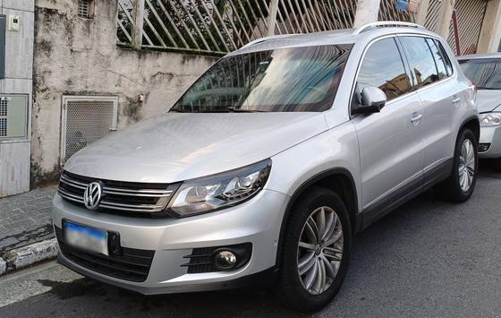 VOLKSWAGEN TIGUAN 2.0 TSI 16V TURBO GASOLINA 4P TIPTRONIC